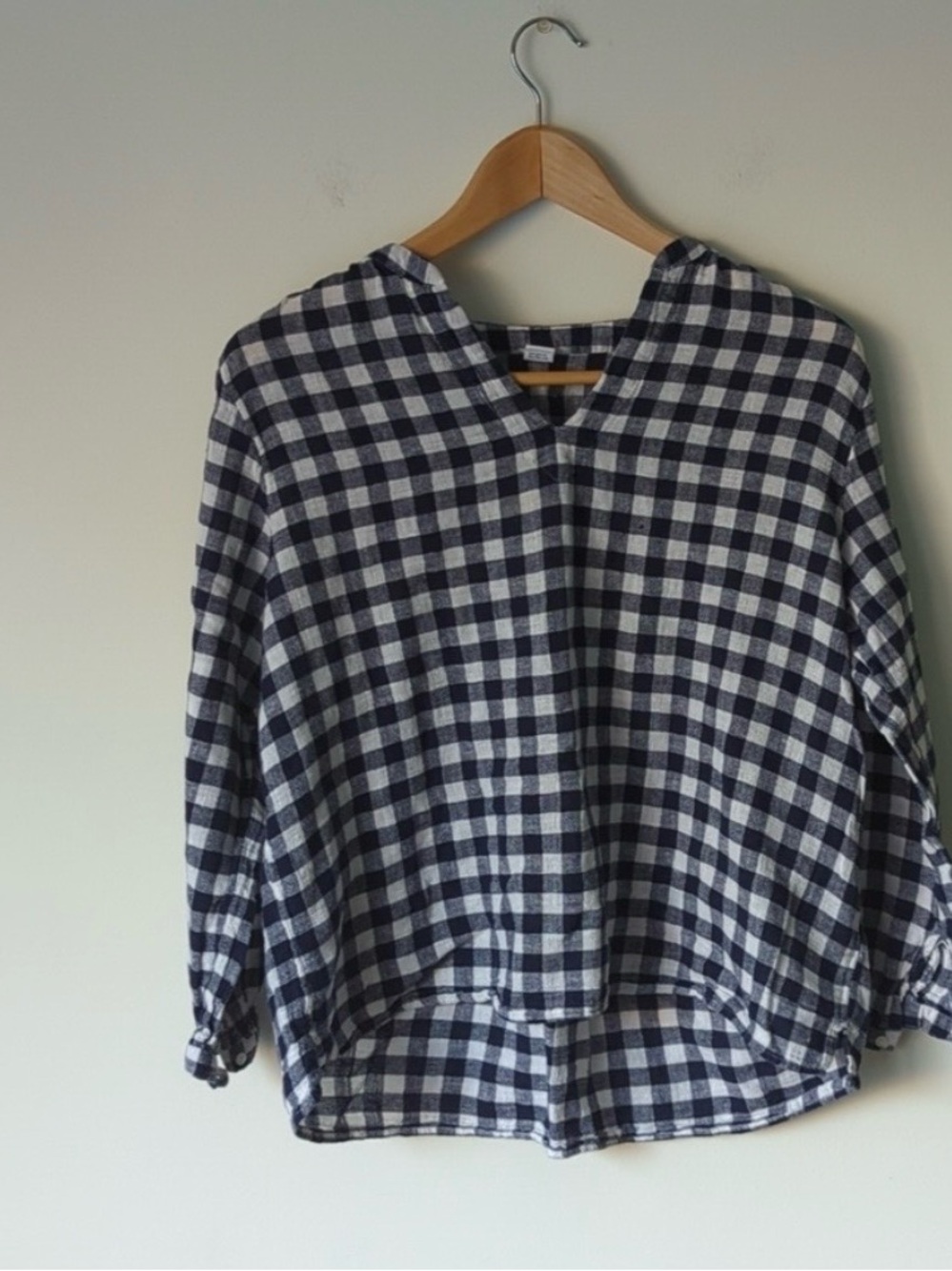 Old Navy Medium Navy Blue & White Gingham Style Long Sleeve Top